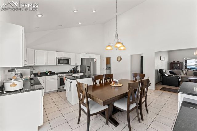 112 Ridge Point Circle, Divide, CO 80814