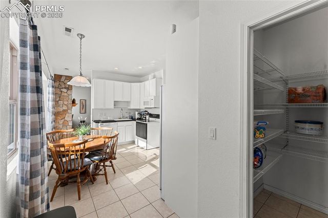 112 Ridge Point Circle, Divide, CO 80814