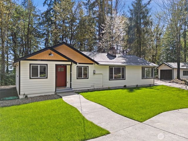 1362 Carr Boulevard, Bremerton, WA 98312