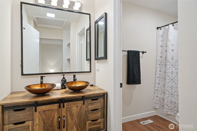 1362 Carr Boulevard, Bremerton, WA 98312