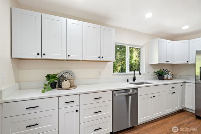 1362 Carr Boulevard, Bremerton, WA 98312