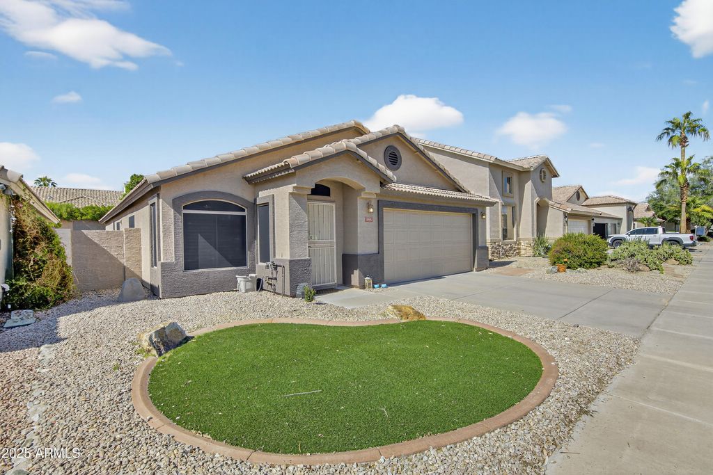 3930 E AGAVE Road, Phoenix, AZ 85044