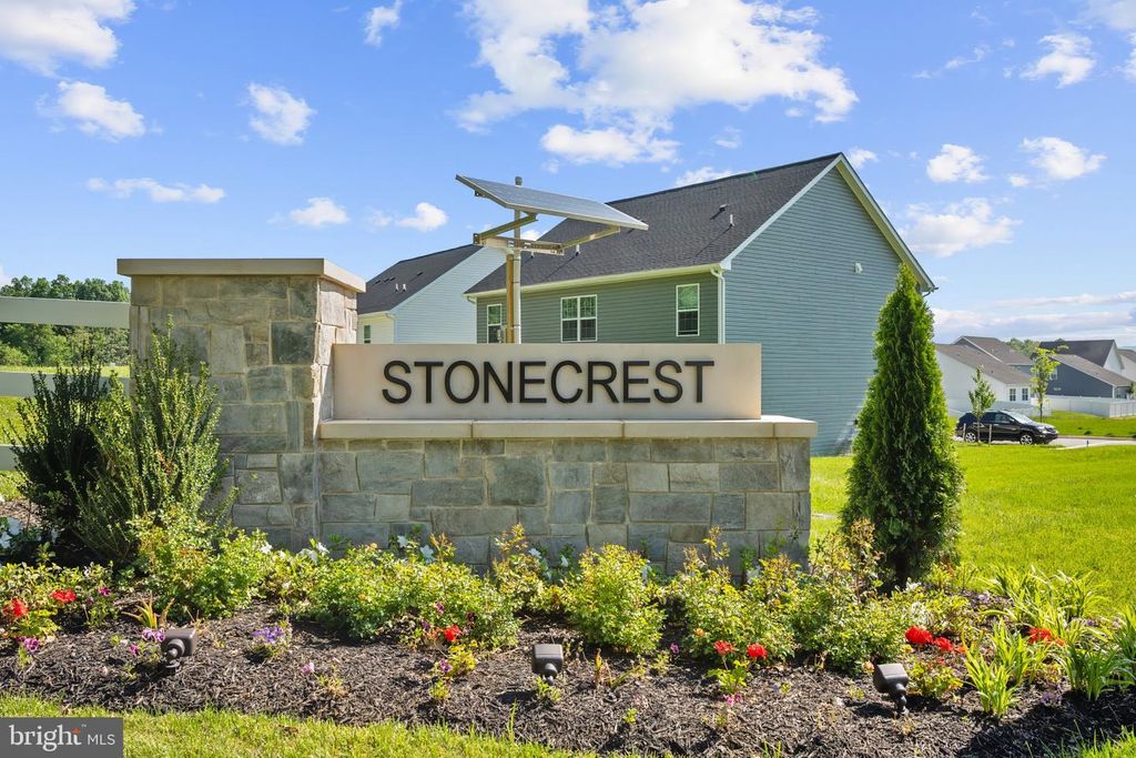 491 ATKINSON ST, Shenandoah Junction, WV 25442