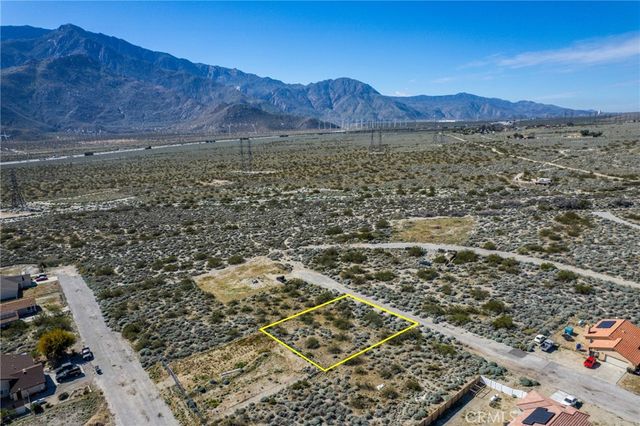 2 Hyacinth, Whitewater, CA 92284