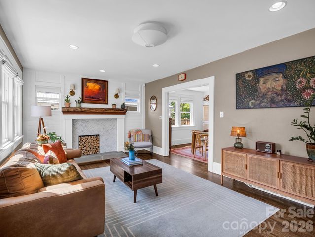 10 Dale Street, Asheville, NC 28806