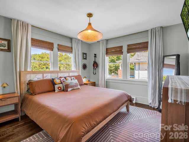 10 Dale Street, Asheville, NC 28806