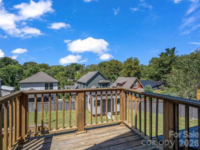 10 Dale Street, Asheville, NC 28806