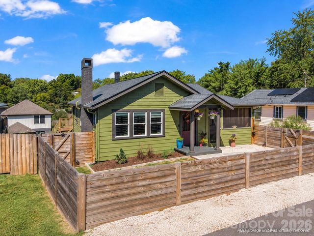 10 Dale Street, Asheville, NC 28806
