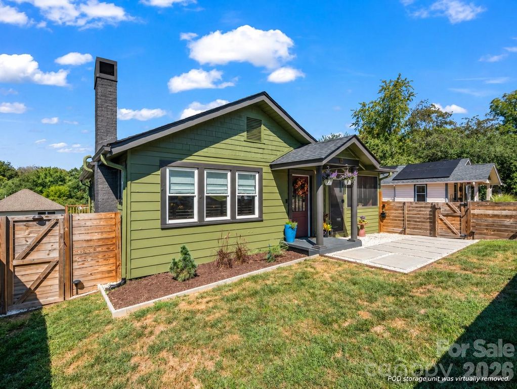 10 Dale Street, Asheville, NC 28806