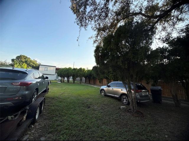 8412 Peekskill Lane, Houston, TX 77075