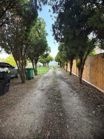 8412 Peekskill Lane, Houston, TX 77075