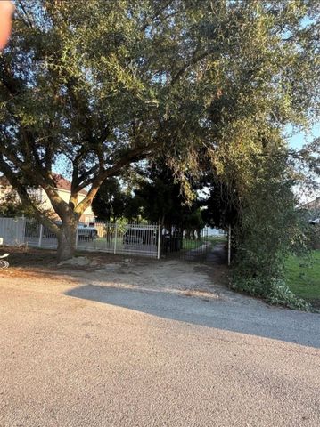 8412 Peekskill Lane, Houston, TX 77075