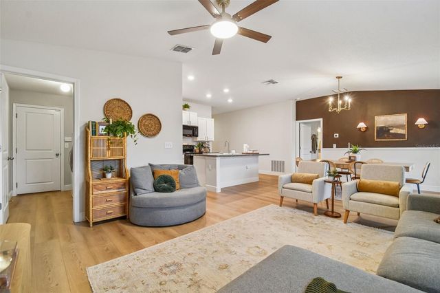 4904 BABBLING BROOK LANE, Wimauma, FL 33598