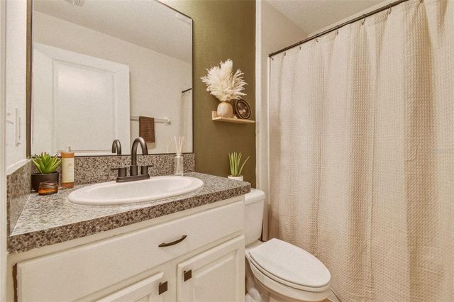 4904 BABBLING BROOK LANE, Wimauma, FL 33598