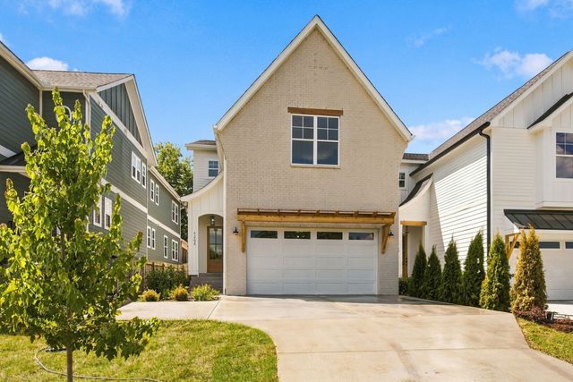 425A American Rd, Nashville, TN 37209