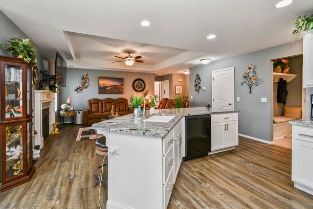 549 W Melody Lane, Republic, MO 65738