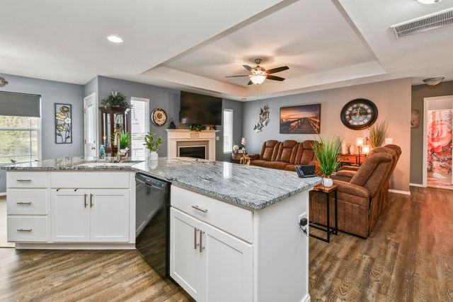 549 W Melody Lane, Republic, MO 65738