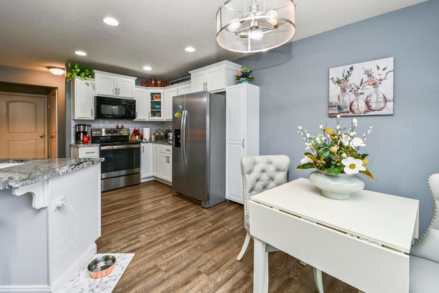 549 W Melody Lane, Republic, MO 65738