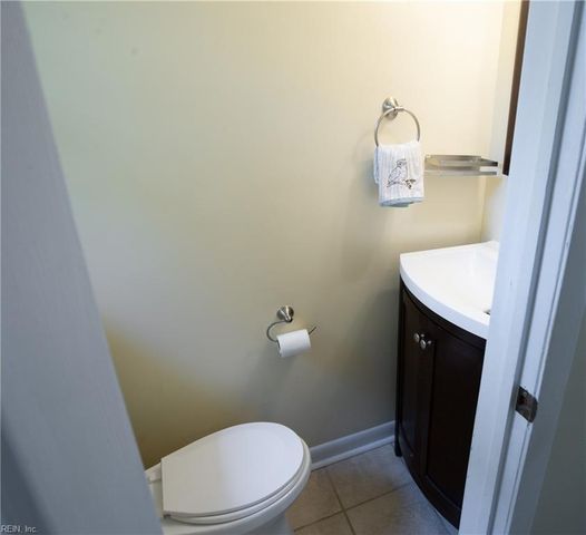2645 Janson DR, Chesapeake, VA 23321