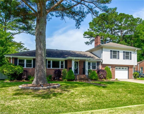 2645 Janson DR, Chesapeake, VA 23321