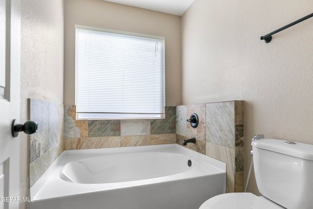 2057 HOWARD JONES PL A, El Paso, TX 79938