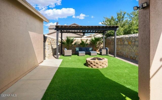 2057 HOWARD JONES PL A, El Paso, TX 79938