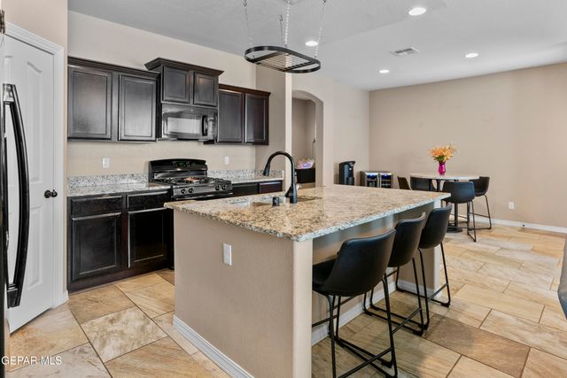 2057 HOWARD JONES PL A, El Paso, TX 79938