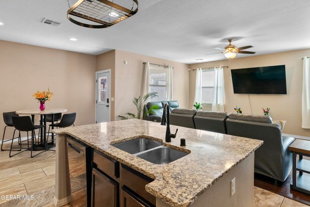 2057 HOWARD JONES PL A, El Paso, TX 79938