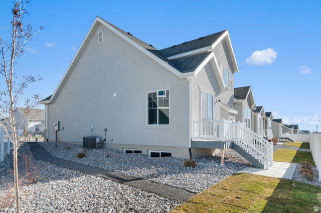 6647 N BALD KNL, Eagle Mountain, UT 84005