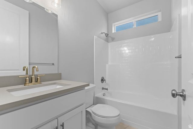 6647 N BALD KNL, Eagle Mountain, UT 84005