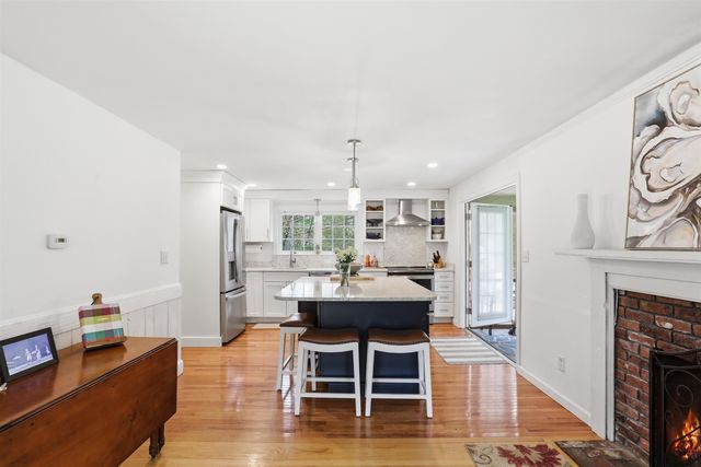 2 Griffith Drive, Durham, NH 03824