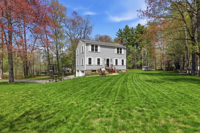 2 Griffith Drive, Durham, NH 03824