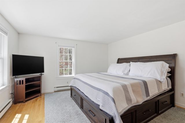 2 Griffith Drive, Durham, NH 03824