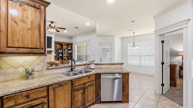 2909 Agee Court, Bryan, TX 77808