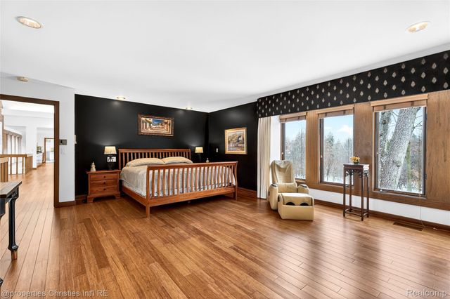291 Barden Road, Bloomfield Hills, MI 48304