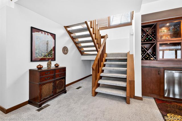 291 Barden Road, Bloomfield Hills, MI 48304