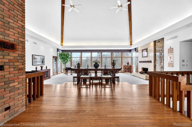 291 Barden Road, Bloomfield Hills, MI 48304