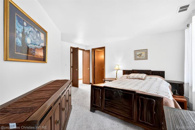 291 Barden Road, Bloomfield Hills, MI 48304