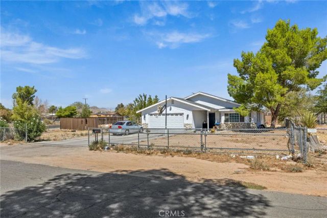 21928 isatis Avenue, Apple Valley, CA 92307