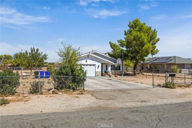 21928 isatis Avenue, Apple Valley, CA 92307