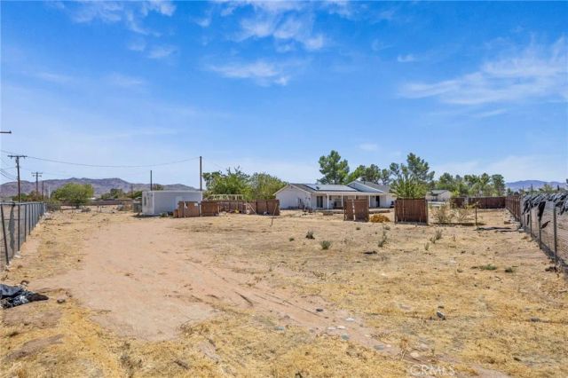 21928 isatis Avenue, Apple Valley, CA 92307