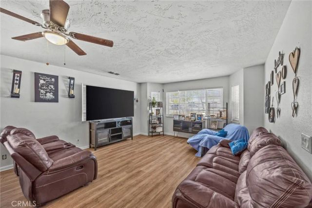 21928 isatis Avenue, Apple Valley, CA 92307