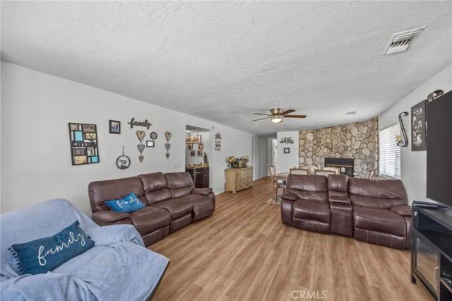 21928 isatis Avenue, Apple Valley, CA 92307