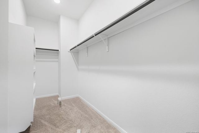 300 Jacks Pl, Seguin, TX 78155