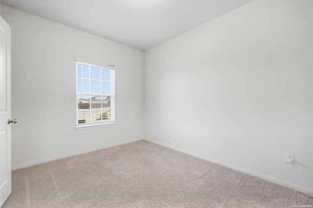 300 Jacks Pl, Seguin, TX 78155