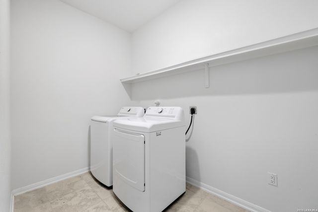 300 Jacks Pl, Seguin, TX 78155