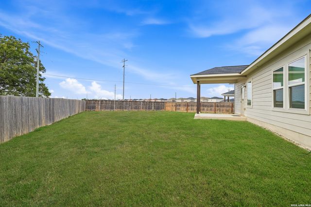 300 Jacks Pl, Seguin, TX 78155