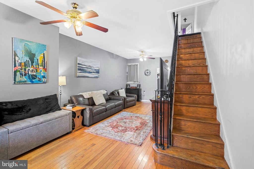 4444 EDGEMONT ST, Philadelphia, PA 19137