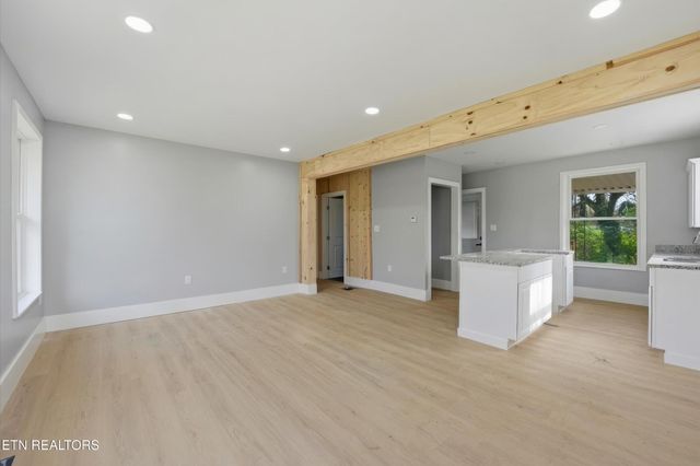 1304 Yellowstone Rd, Knoxville, TN 37914