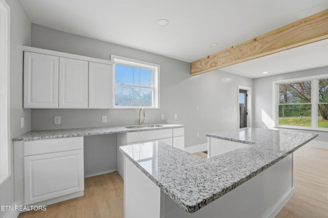 1304 Yellowstone Rd, Knoxville, TN 37914